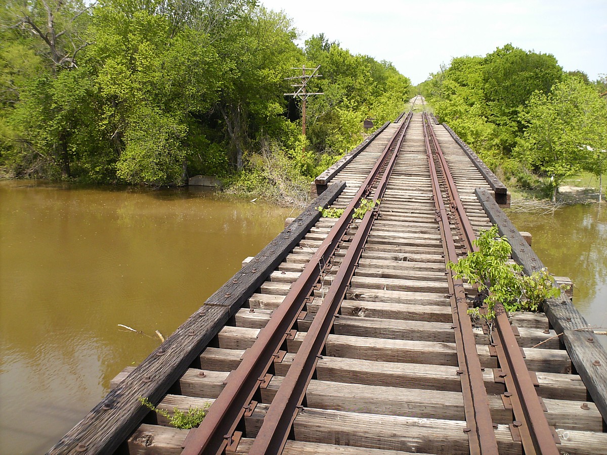 Dallas & Waco Railroad Abandoned Rails